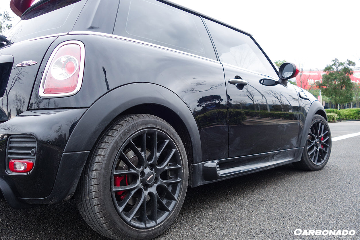 Carbonado 2007-2015 MINI Cooper S R56 R57 JCW Style Side Skirts
