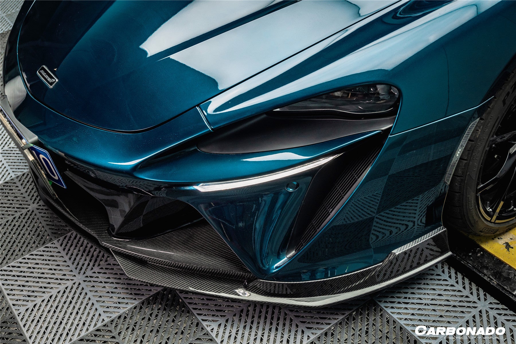 DarwinPRO 2023-UP McLaren Artura Coupe | Spider AM Style Autoclave Carbon Fiber Front Lip