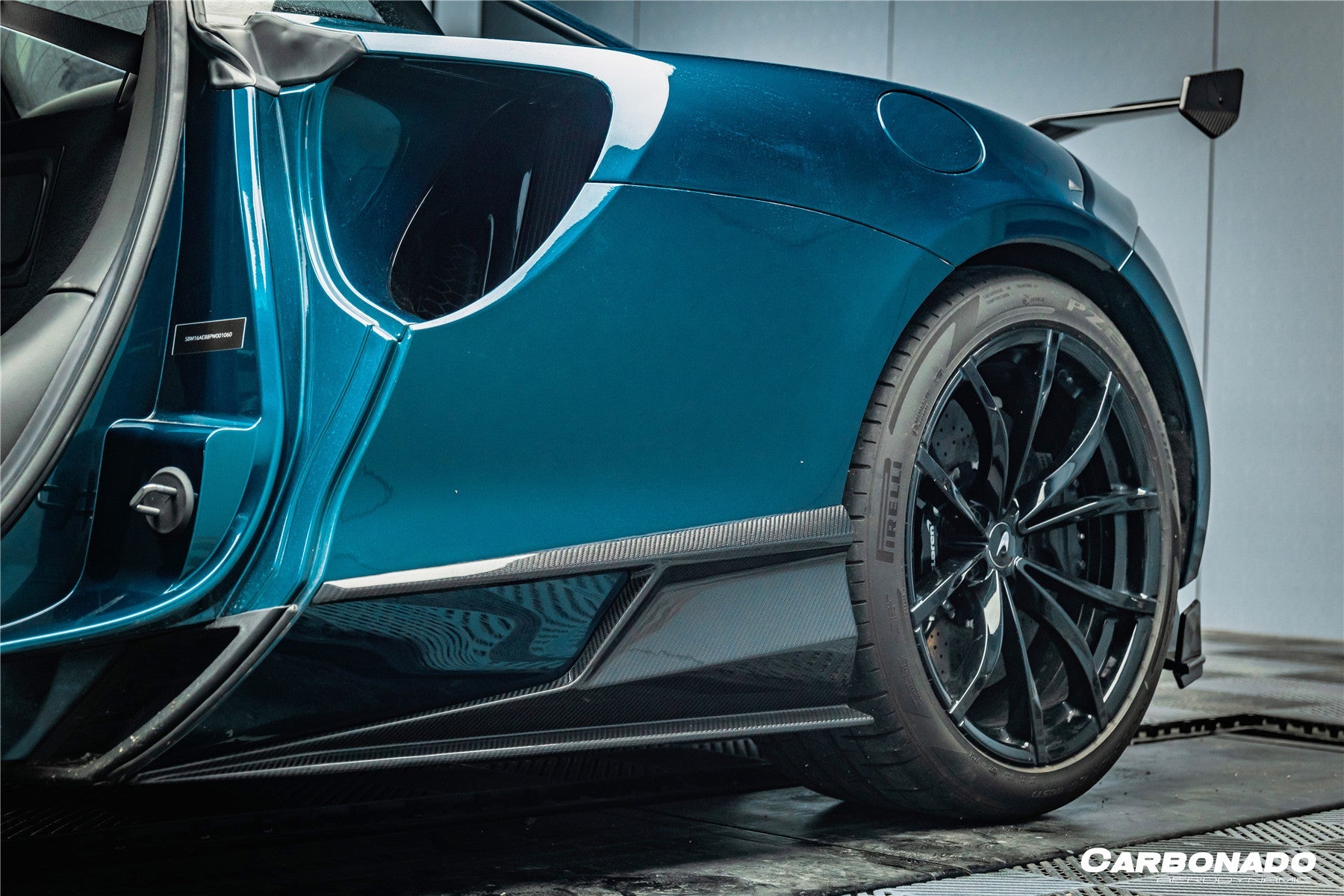 DarwinPRO 2023-UP McLaren Artura Coupe | Spider AM Style Autoclave Carbon Fiber Side Skirt