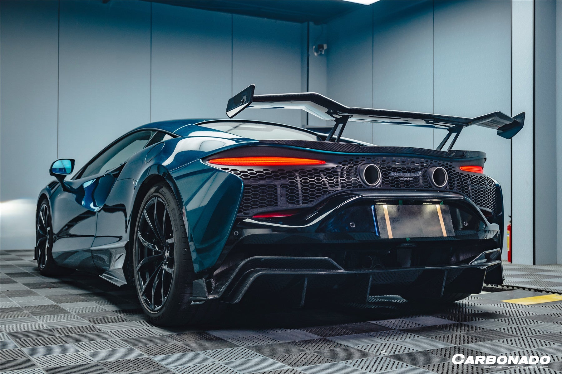 McLaren Artura Coupé DarwinPRO 2023-UP | Difusor trasero de fibra de carbono autoclave estilo Spider AM