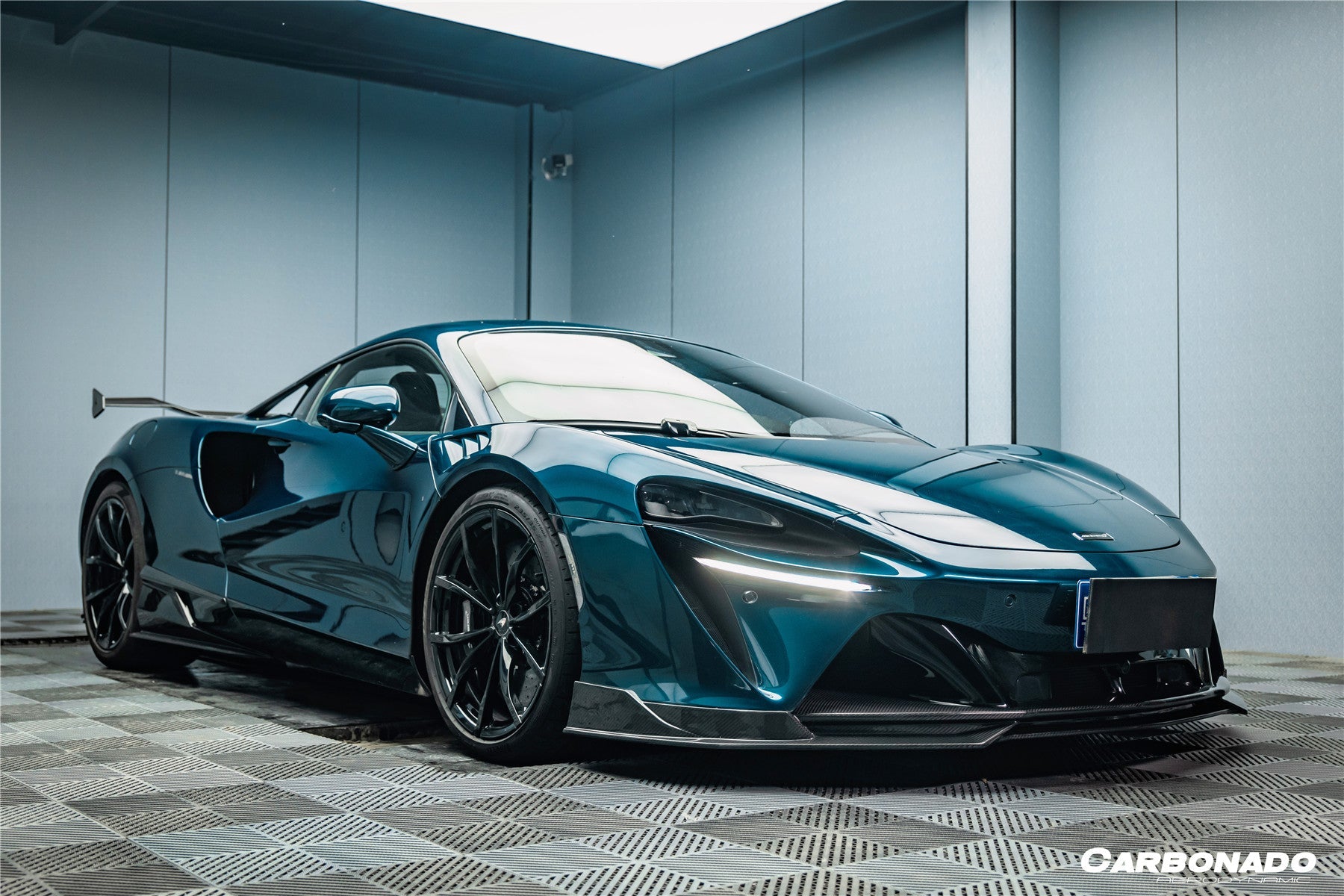 DarwinPRO 2023-UP McLaren Artura Coupe | Spider AM Style Autoclave Carbon Fiber Front Lip