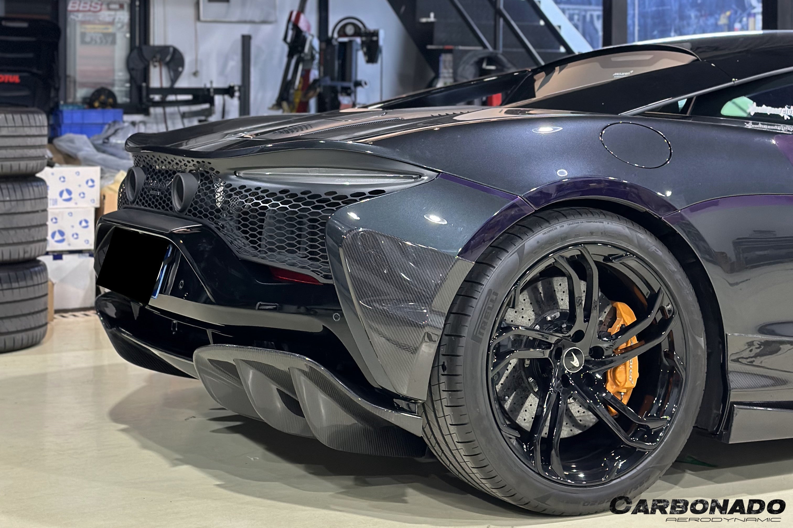 Carbonado 2023-UP McLaren Artura Coupe | Spider NVT Style Autoclave Carbon Fiber Rear Bumper Side Panels