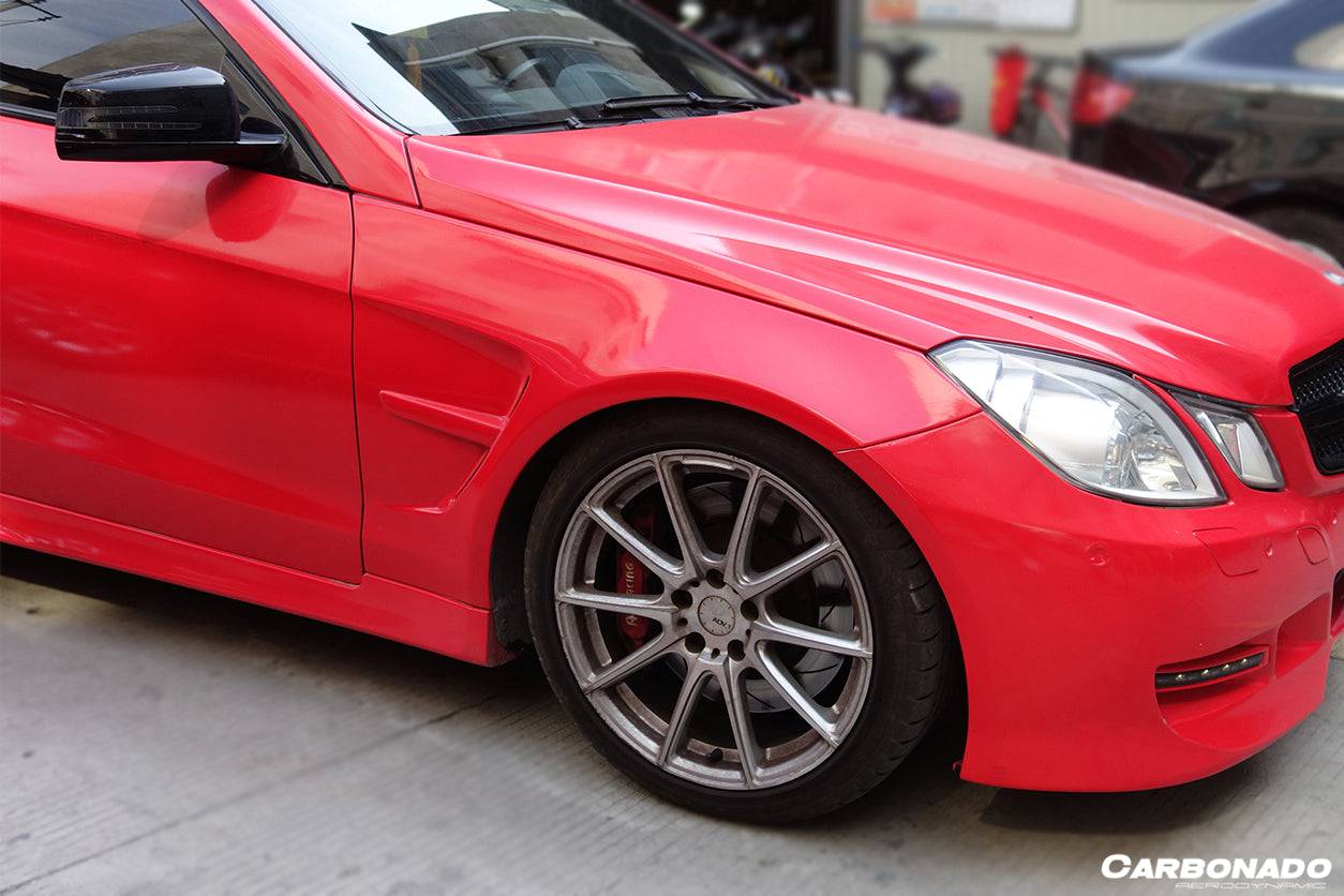 Guardabarros delantero estilo LRS para Mercedes Benz Clase E W207 Coupé Carbonado 2010-2013