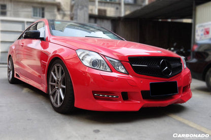 Guardabarros delantero estilo LRS para Mercedes Benz Clase E W207 Coupé Carbonado 2010-2013
