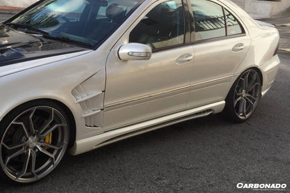 Carbonado WI Style Fender | 2001-2007 Mercedes Benz W203 C Class