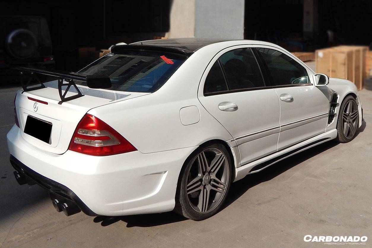 Carbonado 2001-2007 Mercedes Benz W203 C32 AMG C Class VRS Style Rear Bumper
