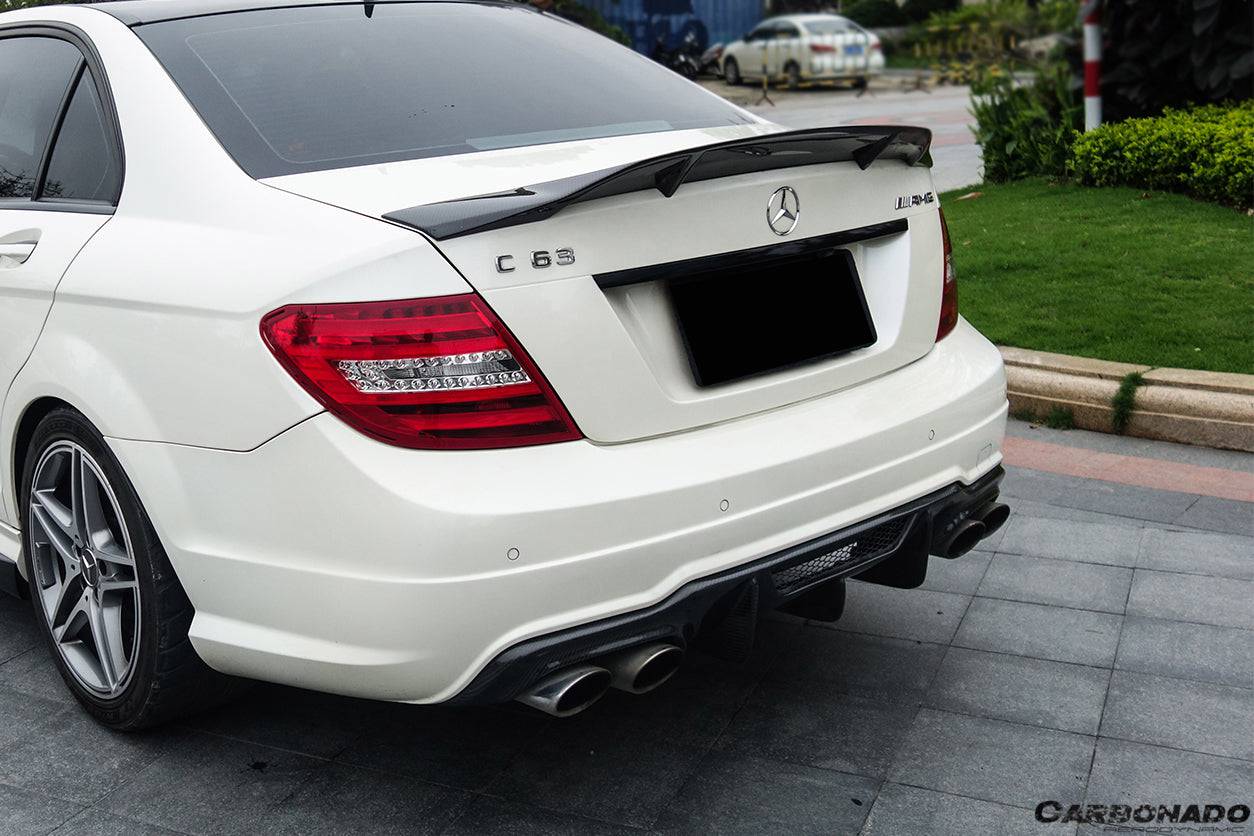 Carbonado 2012-2014 Mercedes Benz W204 C63 AMG Sedan VS Style Carbon Fiber Rear Lip