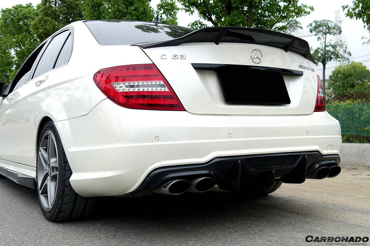 Carbonado 2012-2014 Mercedes Benz W204 C63 AMG Sedan VS Style Carbon Fiber Rear Lip