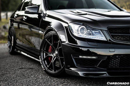 Carbonado 2012-2014 Mercedes Benz W204 C63 AMG VS Style Carbon Fiber Front Lip