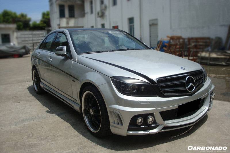 Carbonado 2008-2013 Mercedes Benz W204 C Class DE Style Front Bumper with  LED Lights