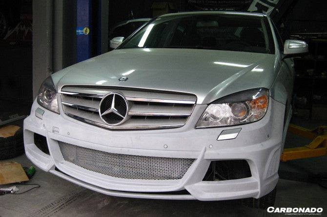 Carbonado 2008-2013 Mercedes Benz W204 C Class DE Style Front Bumper with  LED Lights