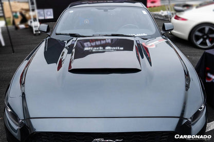 Cubierta de entrada de aire del capó estilo RSH para Ford Mustang Carbonado 2015-2017
