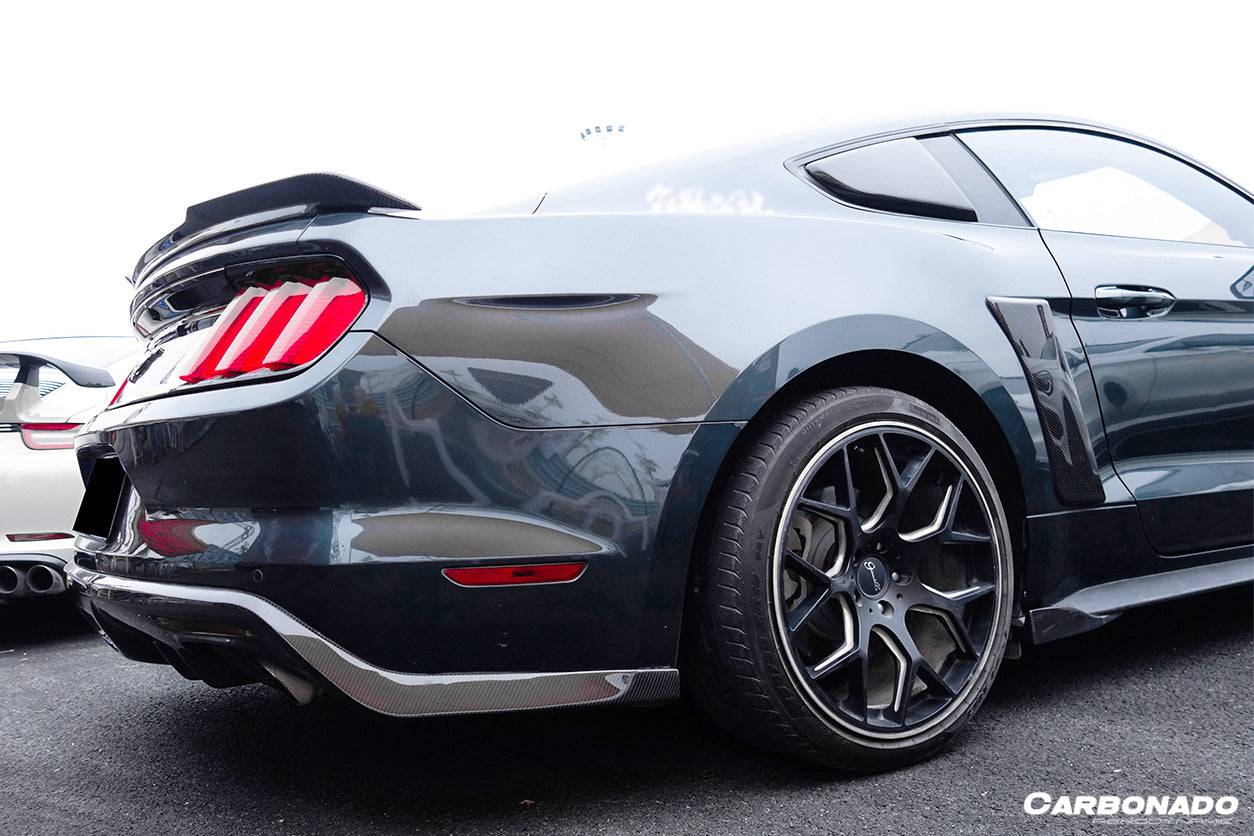 Carbonado 2015-2023 Ford Mustang Rsh Style Quarter Window Scoops