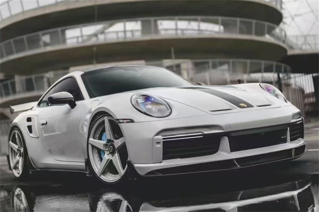 Carbonado 2020-2024 Porsche 911 992.1 Turbo S And Turbo S Cabriolet 9D Style Autoclave Carbon Fiber Side Skirts