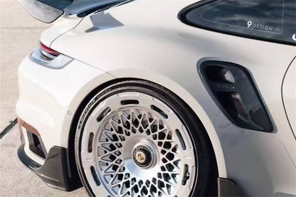 Carbonado 2020-2024 Porsche 911 992.1 Turbo S And Turbo S Cabriolet 9D Style Autoclave Carbon Fiber Quarter Panel Side Scoops