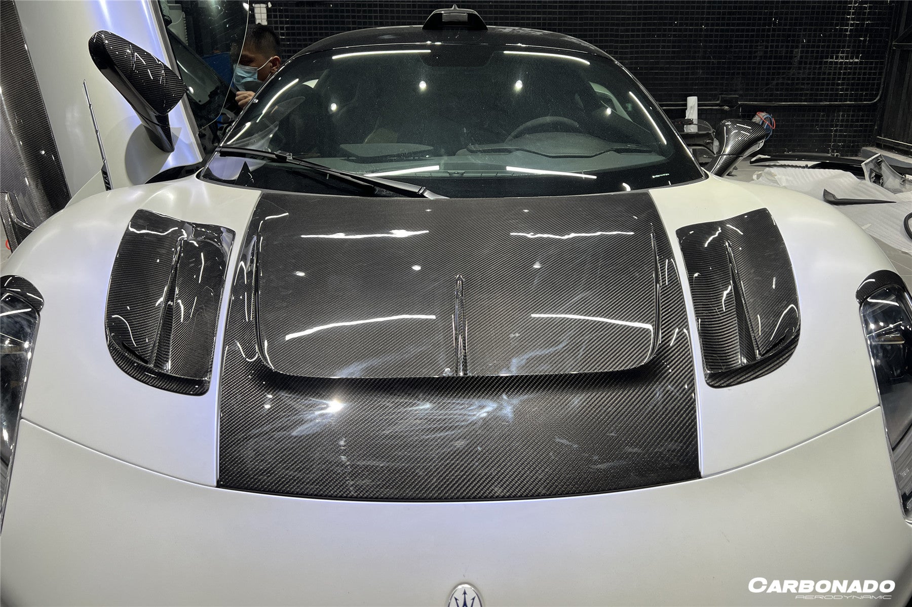 Carbonado 2020-2024 Maserati MC20 MSY Style DRY Carbon Fiber Fender Vents