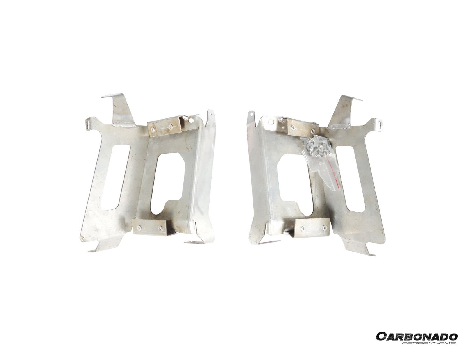 Carbonado Aero Pre - LP to LP Tail Light Conversion Mounting Bracket (OEM Style) | 2004–2008 Lamborghini Gallardo - 2