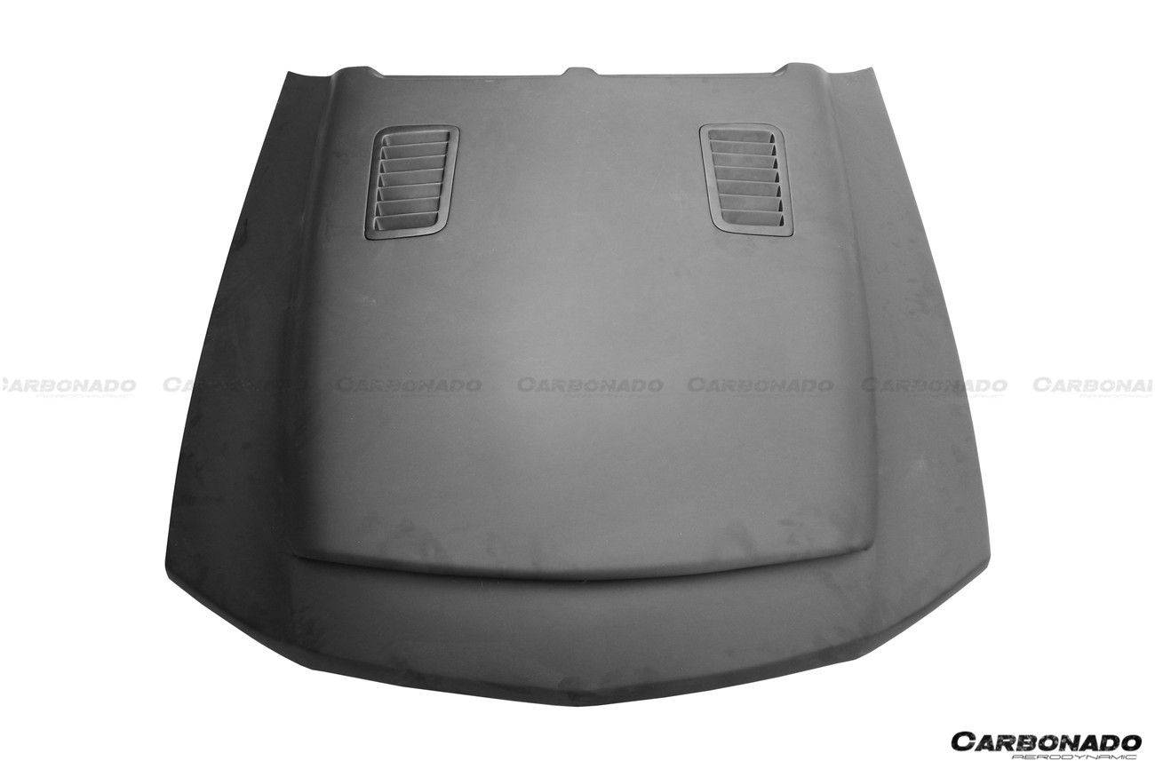 Carbonado 2005-2009 Ford Mustang GT V6 Black Momba BC1 Style Hood
