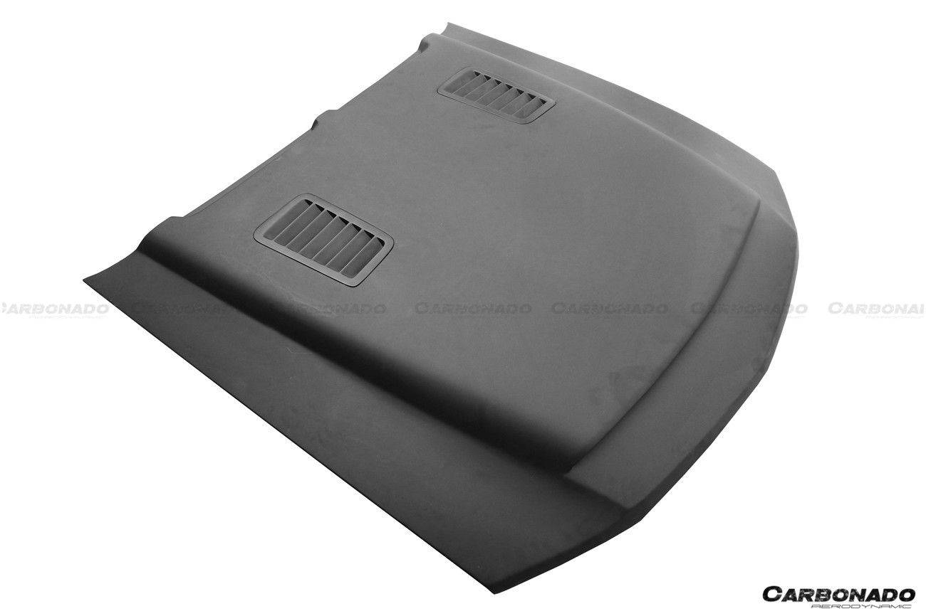 Carbonado 2005-2009 Ford Mustang GT V6 Black Momba BC1 Style Hood