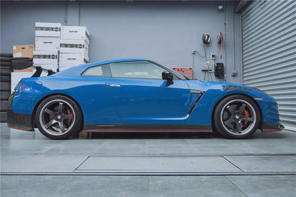 DarwinPRO 2024-Nismo Style Carbon Fiber Side Skirts | 2008-2023 Nissan GTR R35