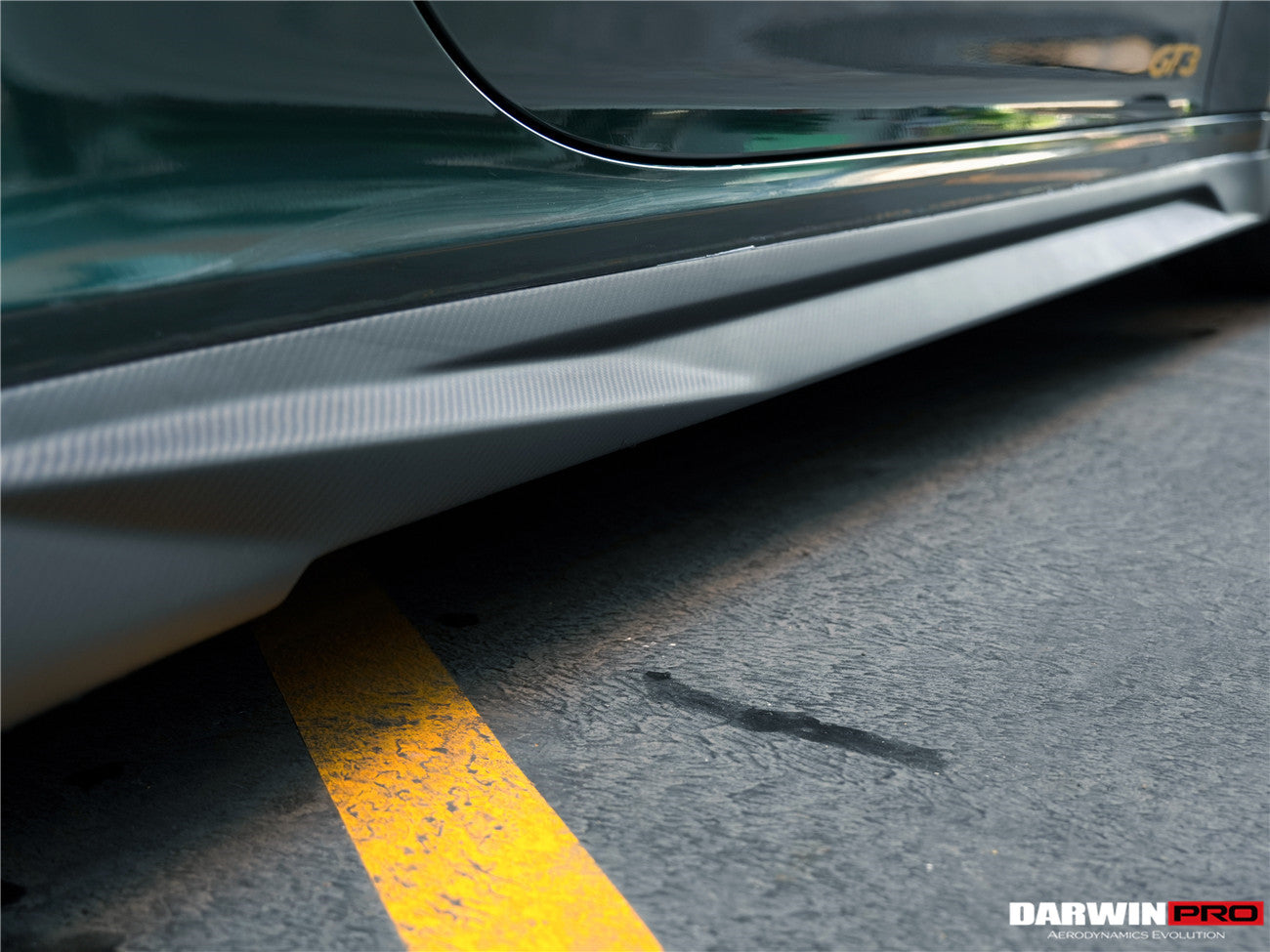Faldones laterales de fibra de carbono DarwinPRO 2017-2019 Porsche 911 991.2 GT3 solo estilo BKSS