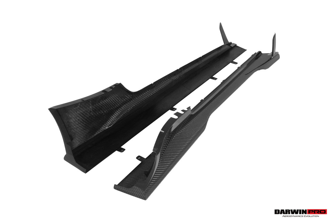 Faldones laterales de carbono DarwinPRO 2016-2023 para Aston Martin DB11 iMP-Performance