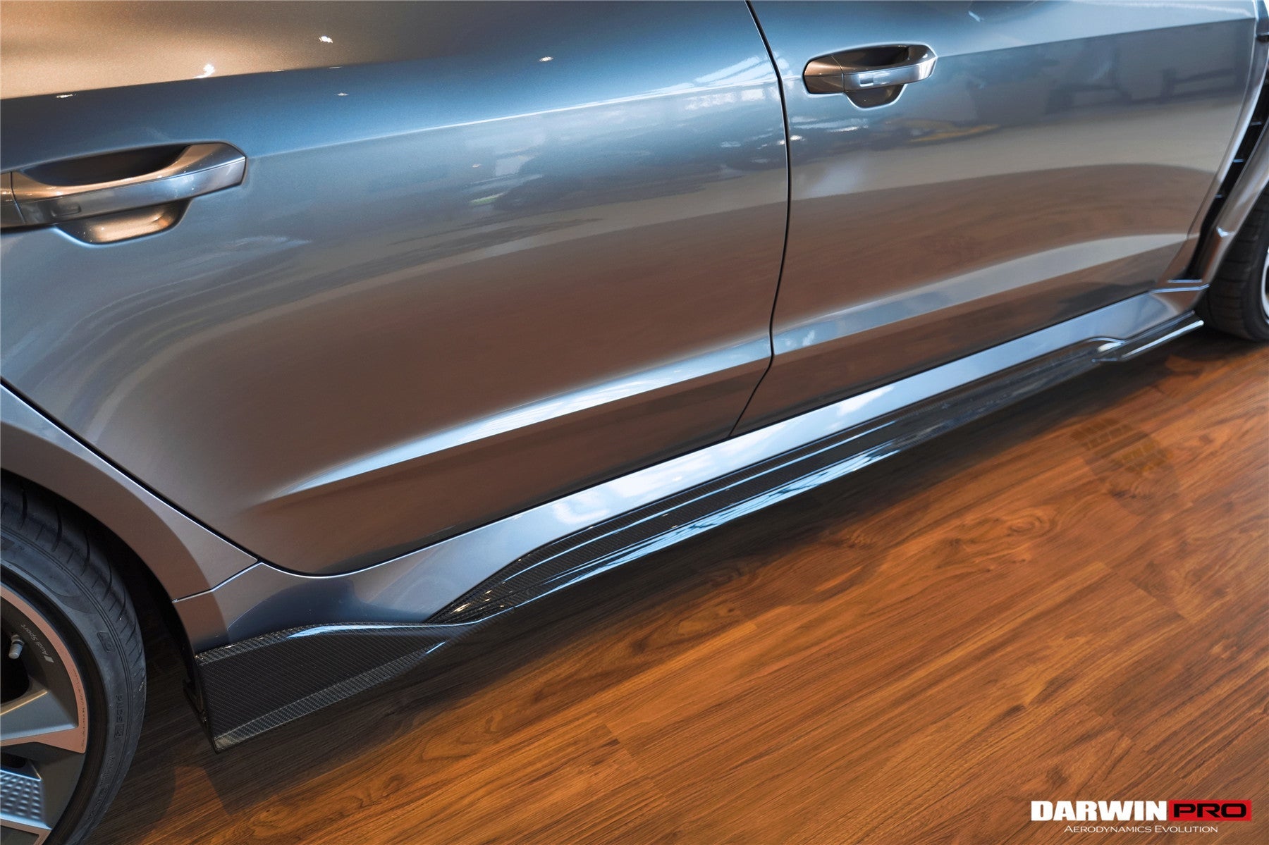 Faldones laterales DarwinPRO 2019-2025 para Audi RS6 Avant C8 y RS7 C8 Quattro IMP Design