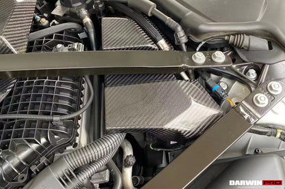 Cubierta de fusibles de fibra de carbono seca DarwinPRO para BMW M3, G80, M4, G82 y G83 (2021 en adelante)