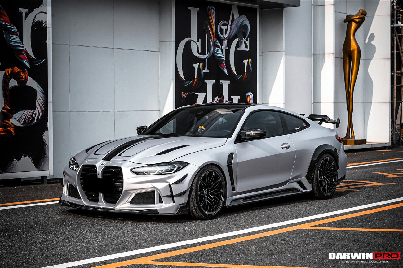 Parachoques delantero, guardabarros delantero y faldones laterales estilo DarwinPRO BKSSII | BMW M4 G82 G83 (2021 en adelante)