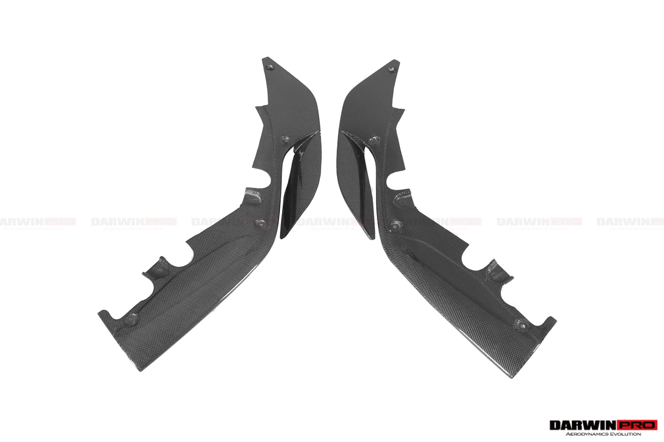 Divisor lateral de parachoques delantero de fibra de carbono DarwinPRO para Ferrari 488 Pista 2018-2022