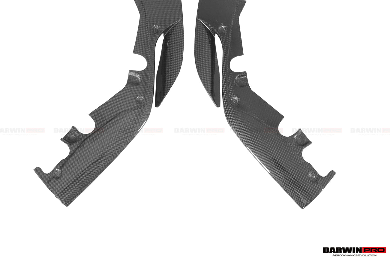 Divisor lateral de parachoques delantero de fibra de carbono DarwinPRO para Ferrari 488 Pista 2018-2022