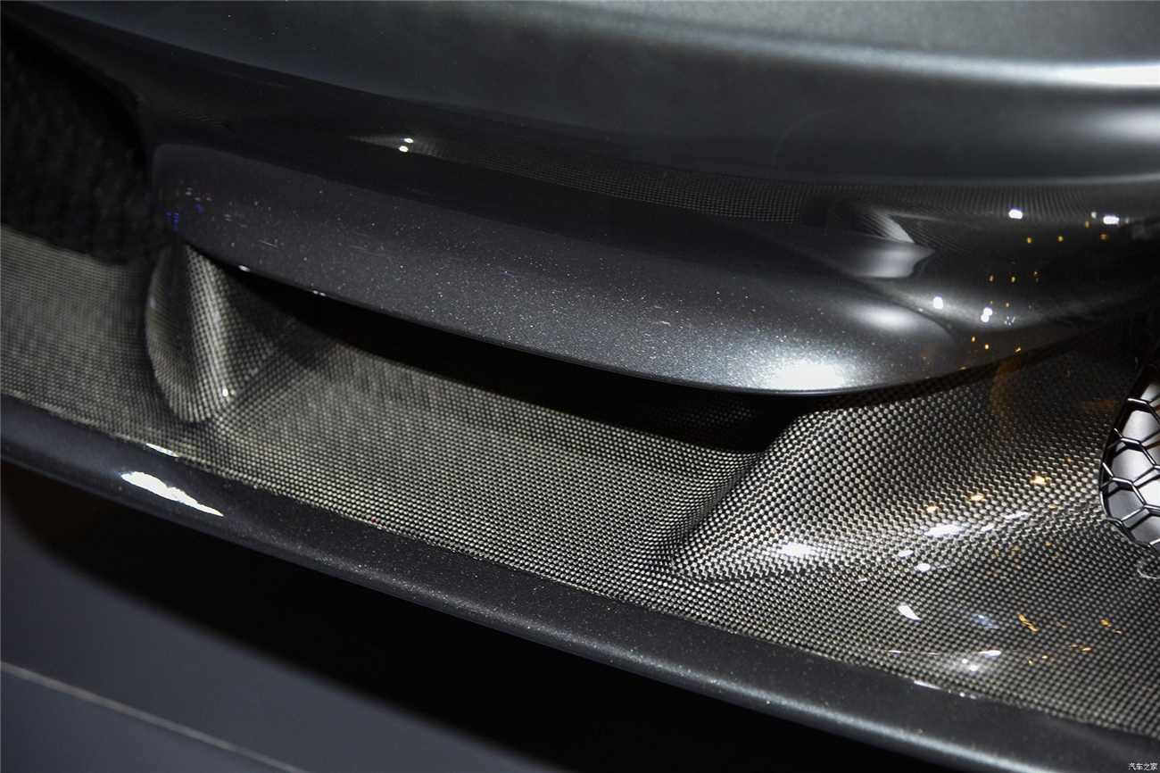 DarwinPRO 2019-2024 Ferrari F8 OE Style Autoclave Carbon Fiber Front Lip Splitter