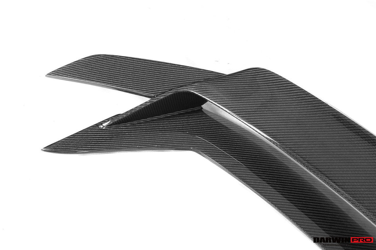 2020-UP Ferrari Roma Carbon Fiber Wing DarwinPRO (BKSS Design) (1X1CF9513BKSS-W)