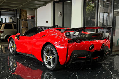 Alerón de fibra de carbono autoclave DarwinPRO para Ferrari SF90XX (modelos 2020-en adelante) con base (compatible con SF90 Stradale)
