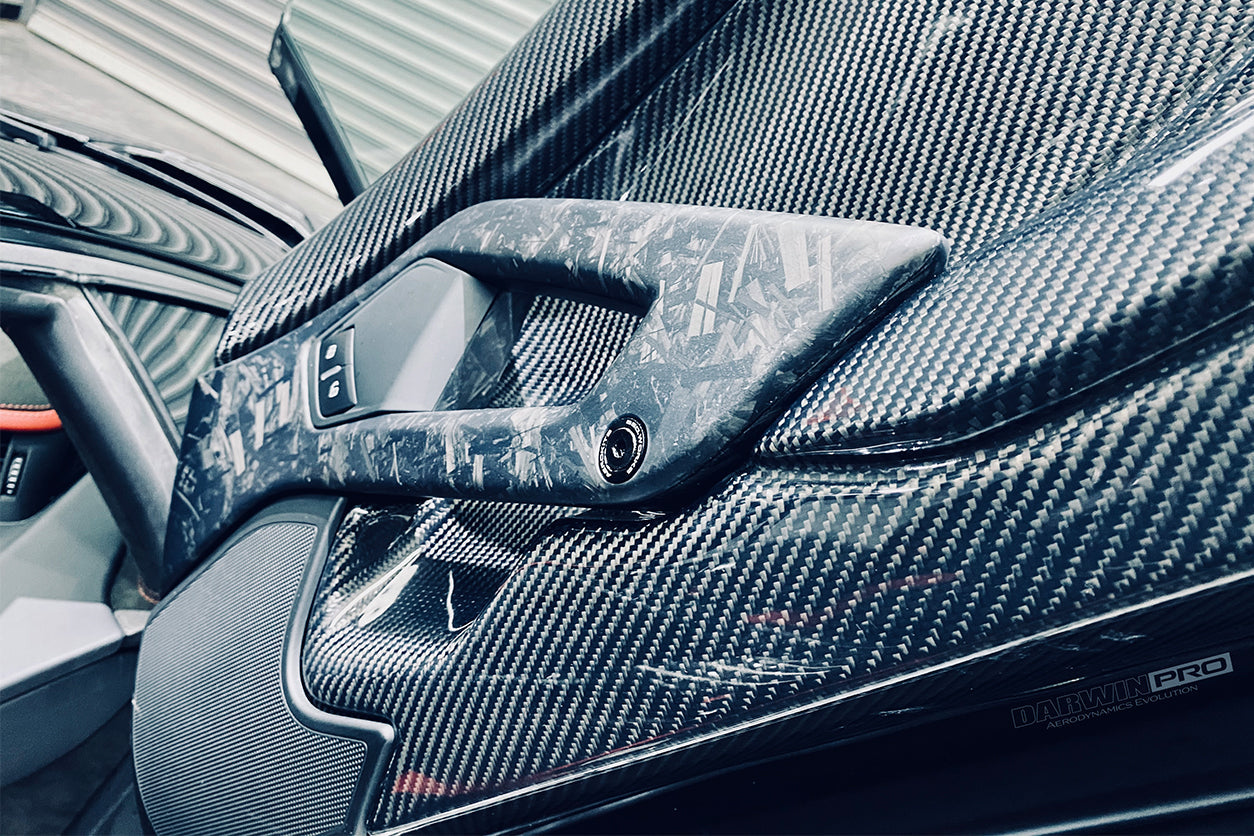DarwinPRO Carbon Fiber Inner Door Handle | 2011-2016 Lamborghini Aventador LP700 Coupe Roadster