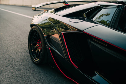 DarwinPRO 2013-2016 Lamborghini Aventador LP700 Roadster Carbon Fiber Gas Cap Replacement