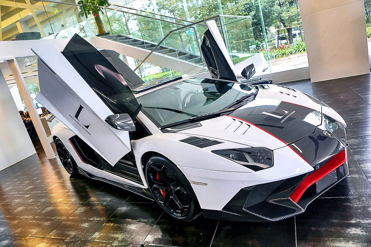 Carbonado 2011-2021 Lamborghini Aventador LP700 LP720 LP740 Coupe Roadster BKSS Style Carbon Fiber Front Fender