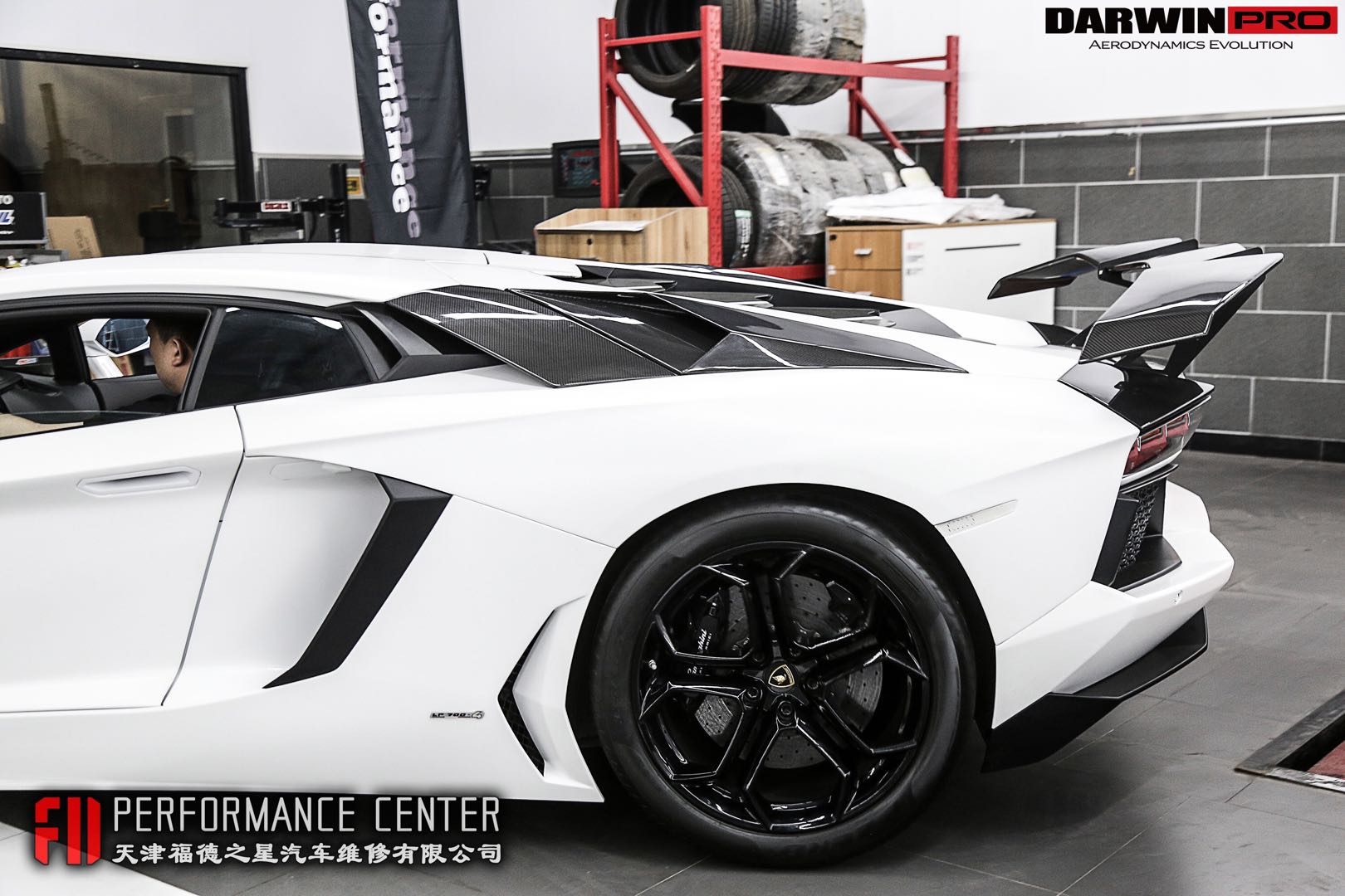 DarwinPRO 2011-2016 Lamborghini Aventador LP700 Coupe & Roadster BKSS Style Carbon Fiber Rear Side Scoops