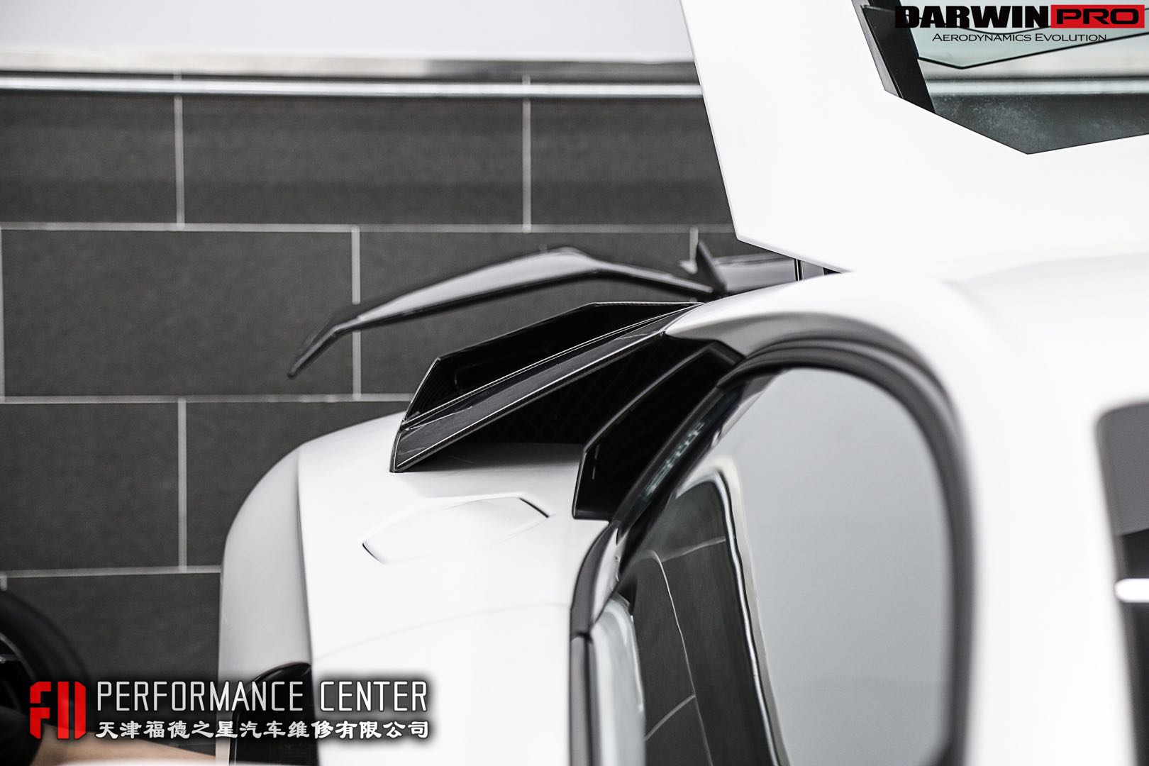 DarwinPRO 2011-2016 Lamborghini Aventador LP700 Coupe & Roadster BKSS Style Carbon Fiber Rear Side Scoops