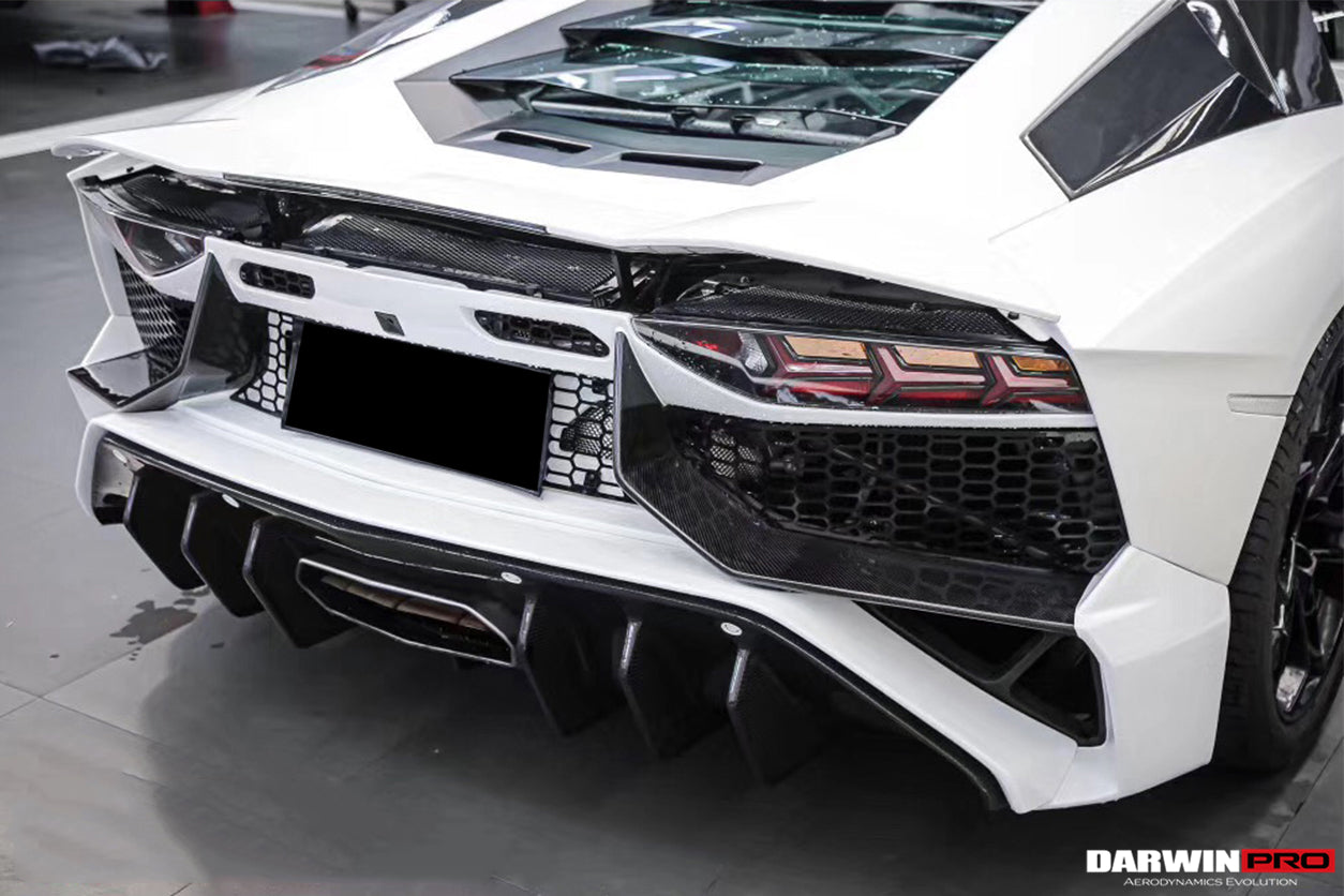 Parachoques trasero DarwinPRO estilo SV para Lamborghini Aventador LP700 LP740 Coupé y Roadster (2011-2016)