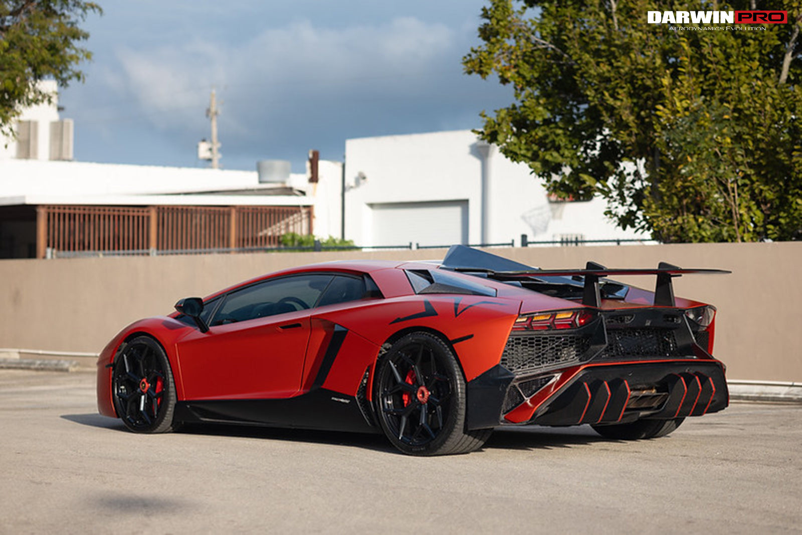 Parachoques trasero DarwinPRO estilo SV para Lamborghini Aventador LP700 LP740 Coupé y Roadster (2011-2016)