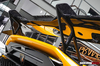 Alerón de carbono seco estilo AD para Lamborghini Huracan EVO DarwinPRO 2019-2025