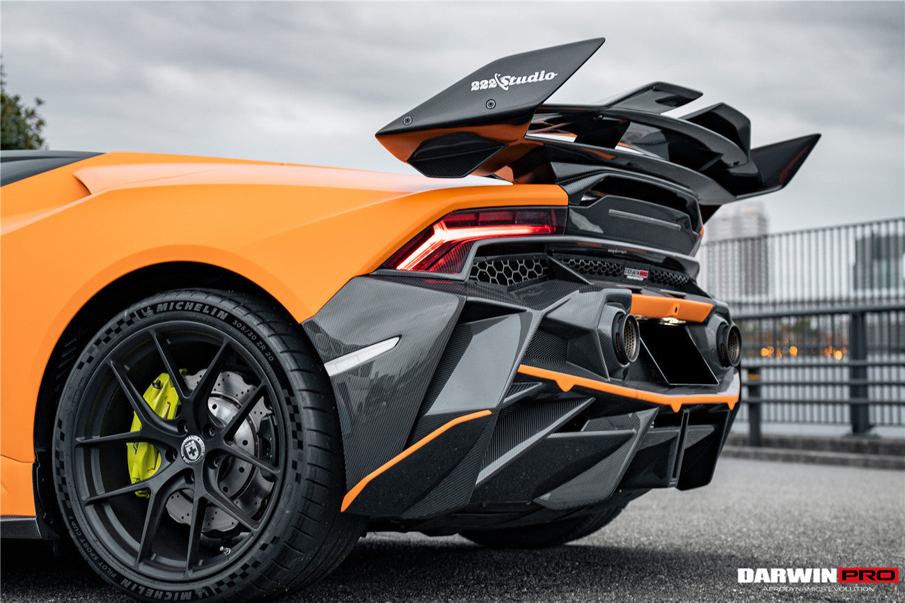 Parachoques trasero DarwinPRO estilo BKSSII para Lamborghini Huracan LP610 y LP580 (2015-2019)