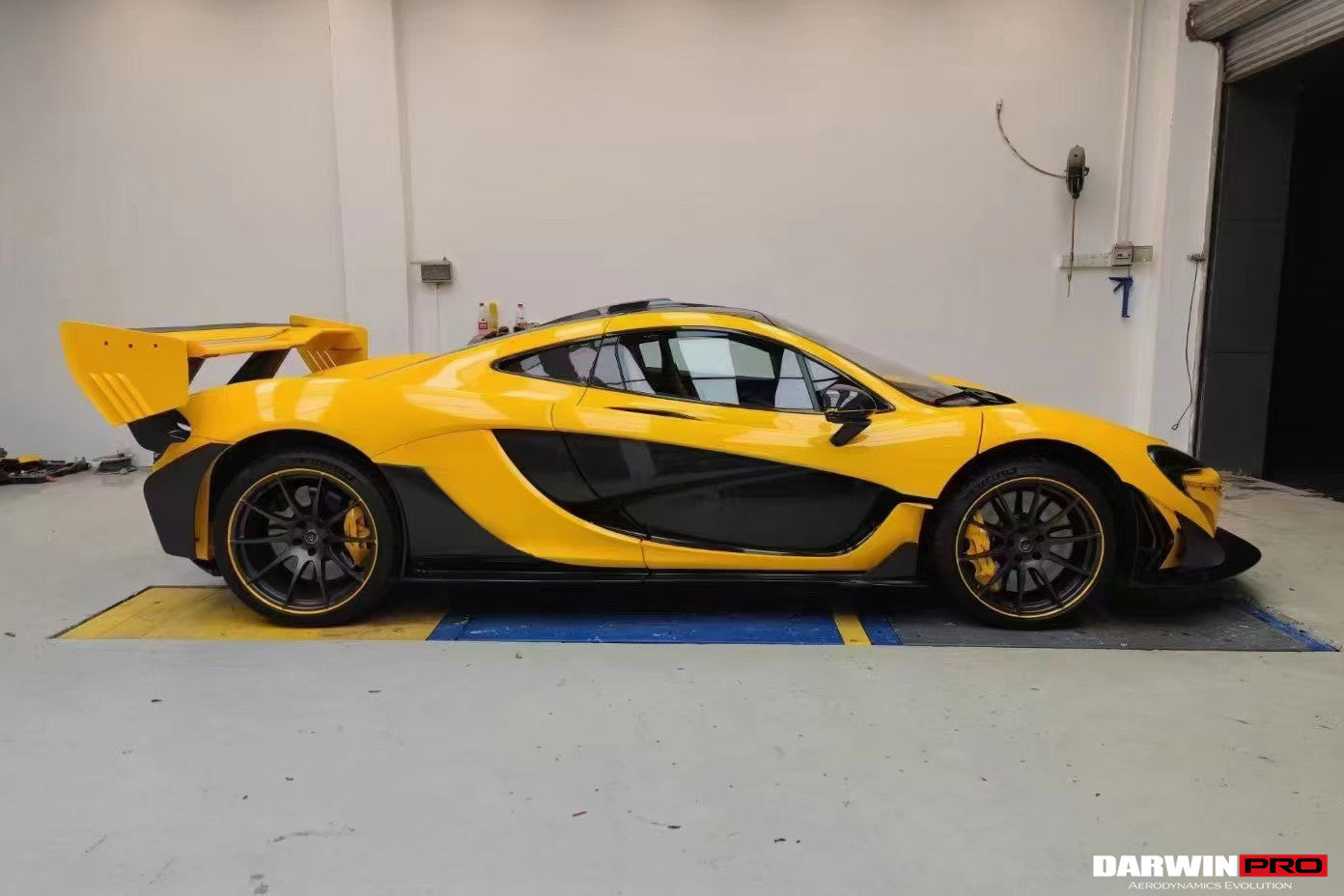 DarwinPRO GTR Style Autoclave Carbon Fiber Body Kit | 2013-2015 McLaren P1