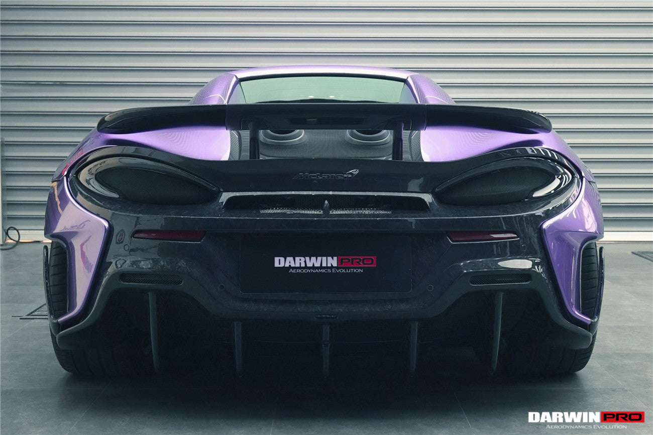 Parachoques trasero de fibra de carbono DarwinPRO 2018-2021 McLaren 600lt