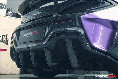 Parachoques trasero de fibra de carbono DarwinPRO 2018-2021 McLaren 600lt