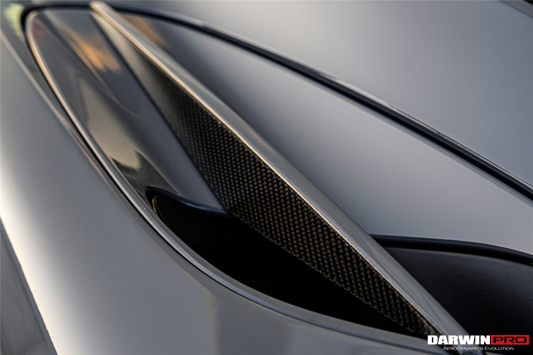 Tomas de aire laterales de fibra de carbono DarwinPRO para McLaren GT BKSS (modelos 2019-UP) | Compatible con GT y GTS