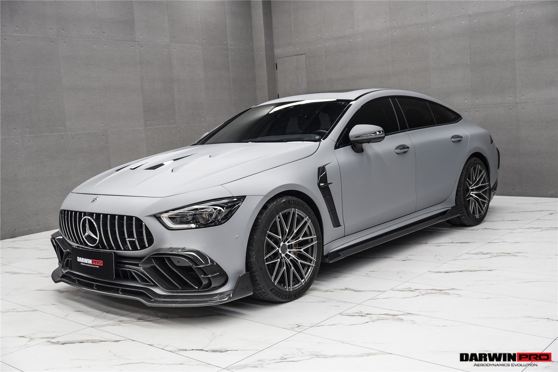 Divisor de parachoques delantero de fibra de carbono DarwinPRO 2019-2024 Mercedes Benz AMG GT50 GT53 GT43 Coupé de 4 puertas X290 IMP Performance