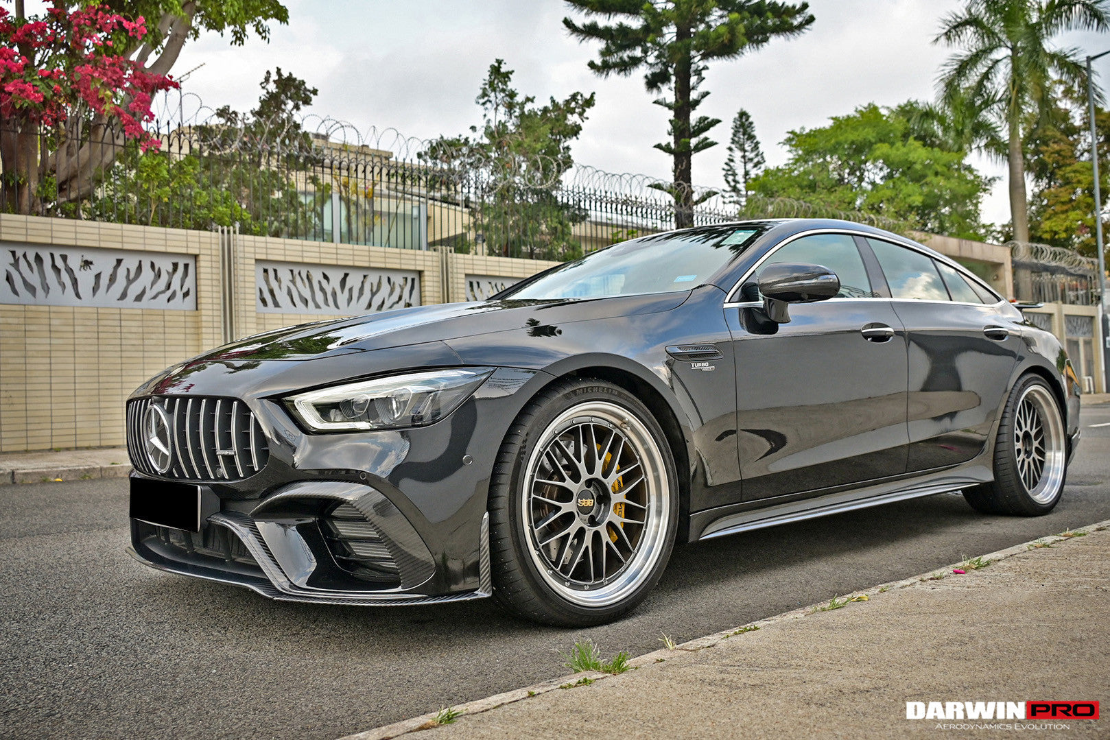 DarwinPRO 2019+ Mercedes Benz AMG GT63 S 4Door Coupe X290 Carbon Fiber Middle Front Lip