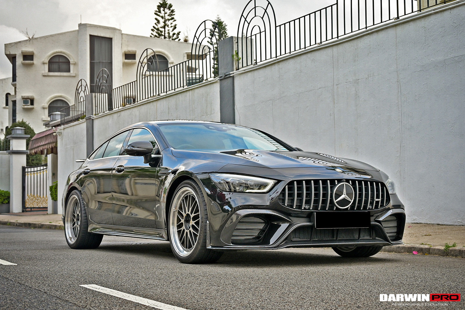 DarwinPRO 2019+ Mercedes Benz AMG GT63 S 4Door Coupe X290 Carbon Fiber Middle Front Lip